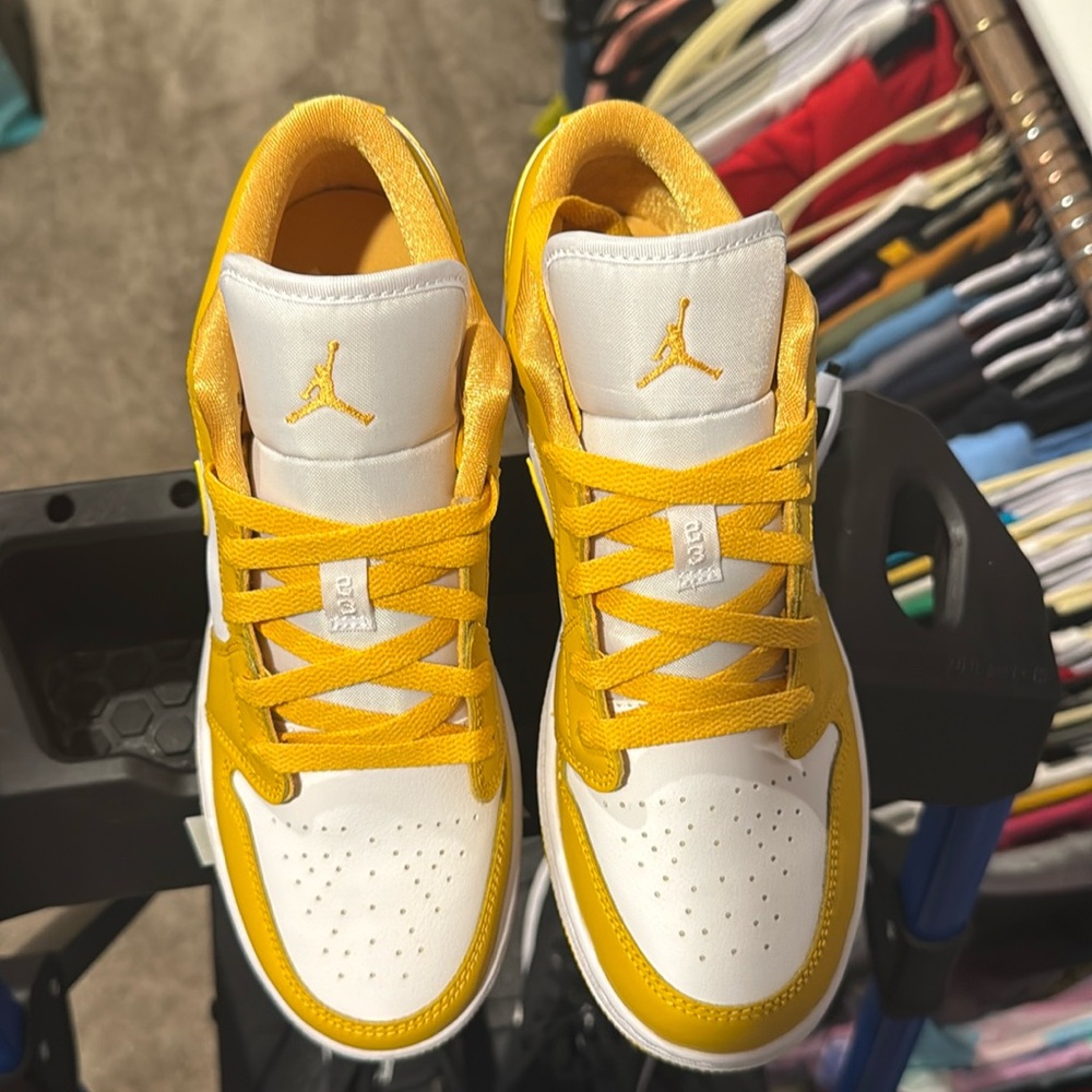 JORDAN 1